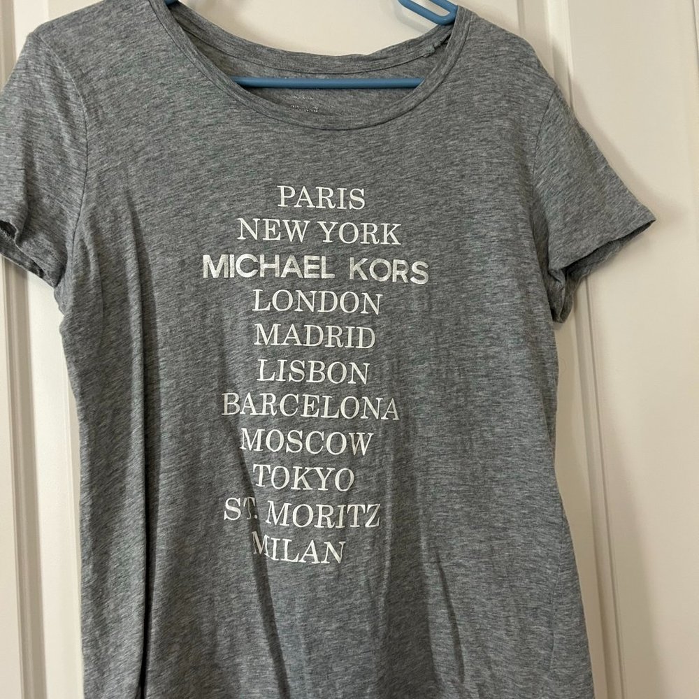 Michael Kors Women's Cities T-Shirt Size Large